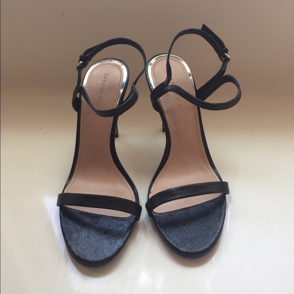 Black Zara Heeled Sandals!